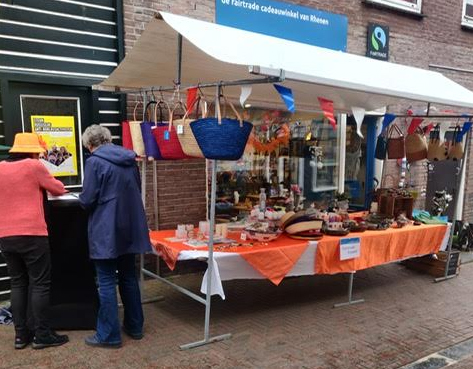 afbeelding onze kraam op koningsdag