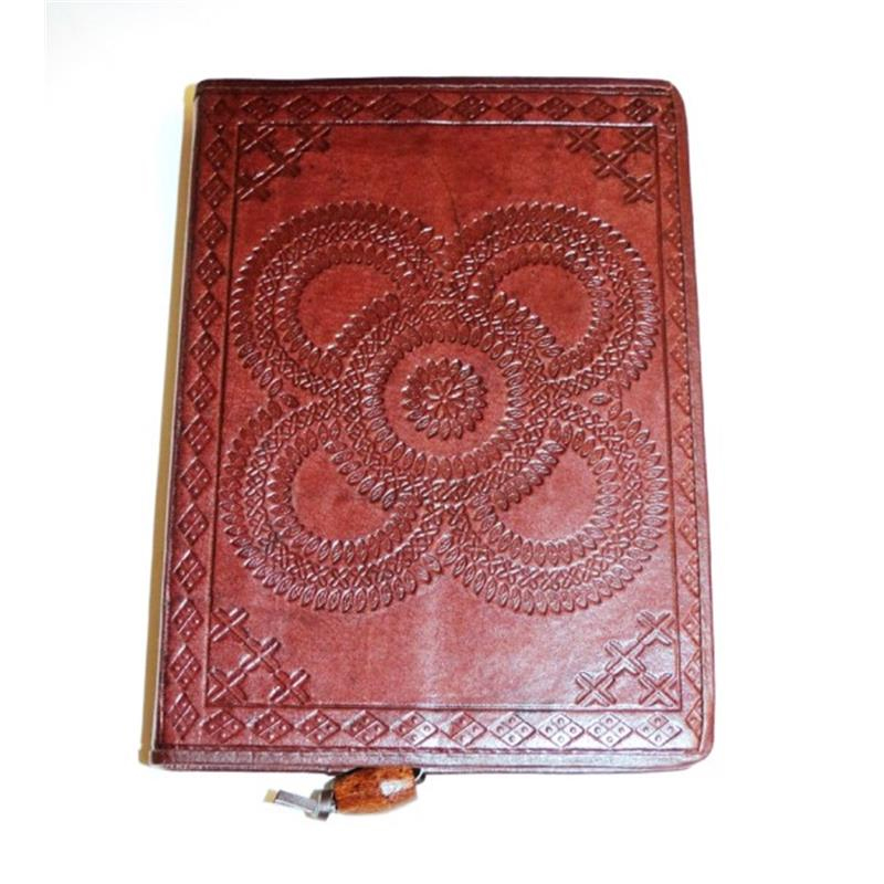 afbeelding notitieboekje met lederen omslag A4