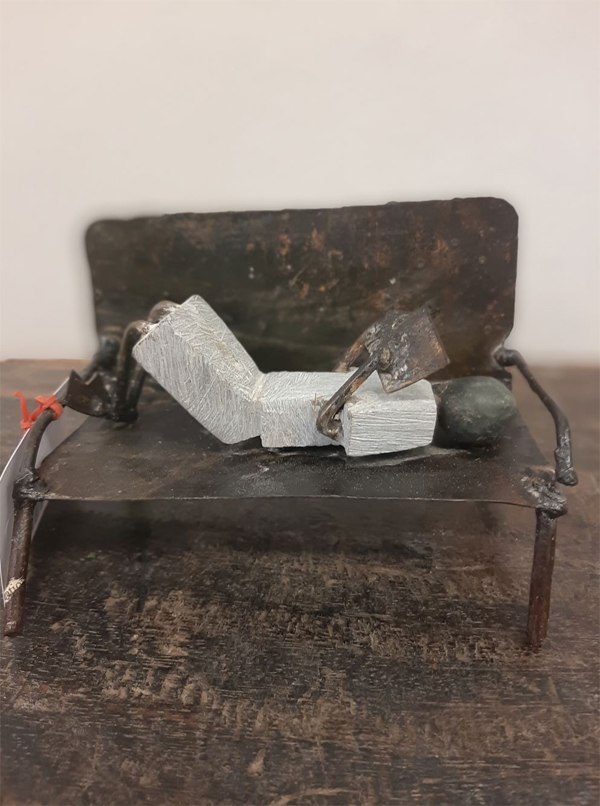 Afbeelding beeldje van scrapmetal