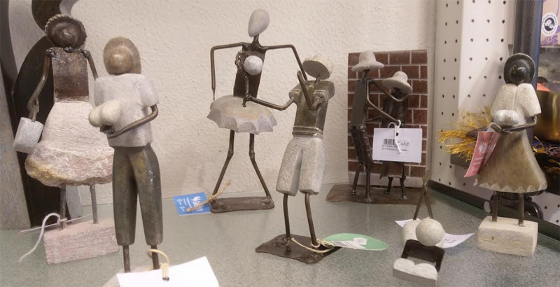 Afbeelding Scrapmetal beeldjes in onze winkel