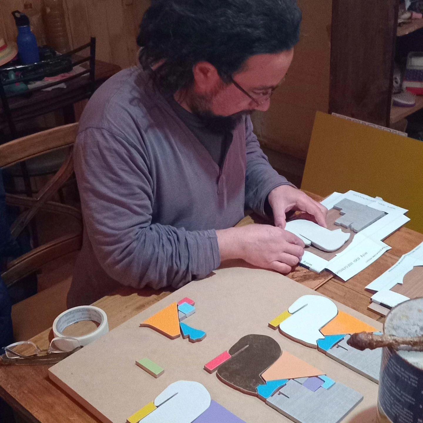 afbeelding Felipe Luna Hermosilla - maker van de tegeltableaus