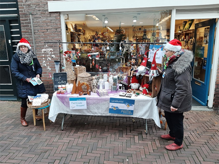 Vrijwilligers in wereldwinkel rhenen